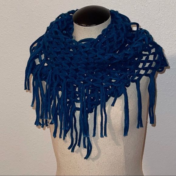 cherry coco Accessories - 💜SOLD💜CHERRY COCO TEAL SCARVE